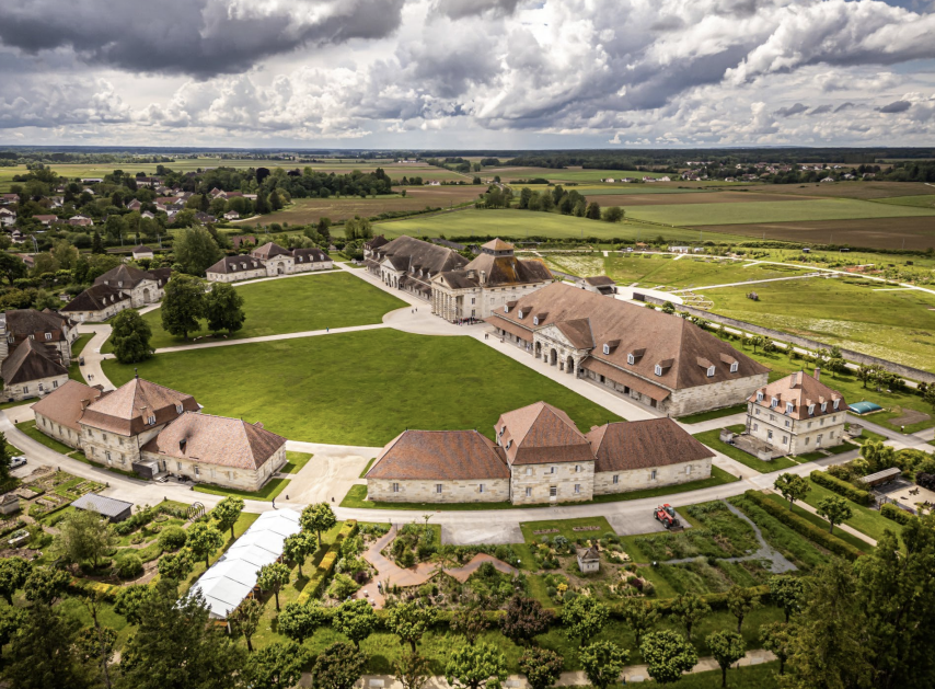 <p>Site/ Location/ Architect</p>