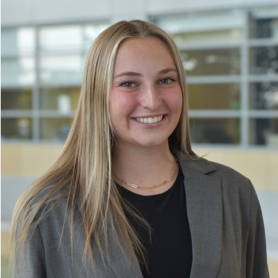 <p><span style="background-color: transparent; font-family: "Times New Roman", serif;"><strong>Emma Ricci</strong></span></p>