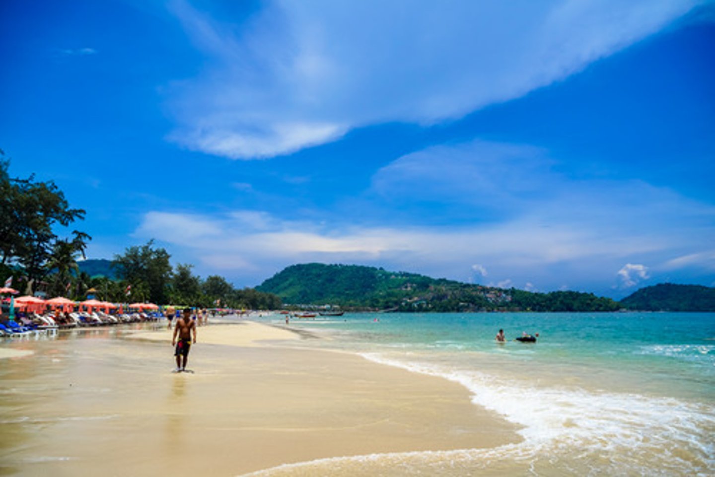 <p>to go to the beach, I go to the beach</p>