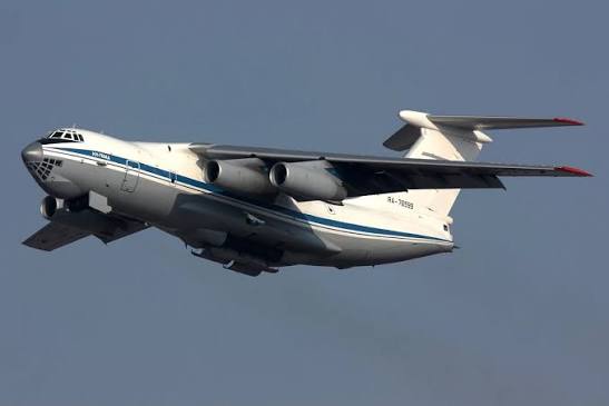 <p>Group 3 Jet,Swept wing, Mounted Engine(s)</p>