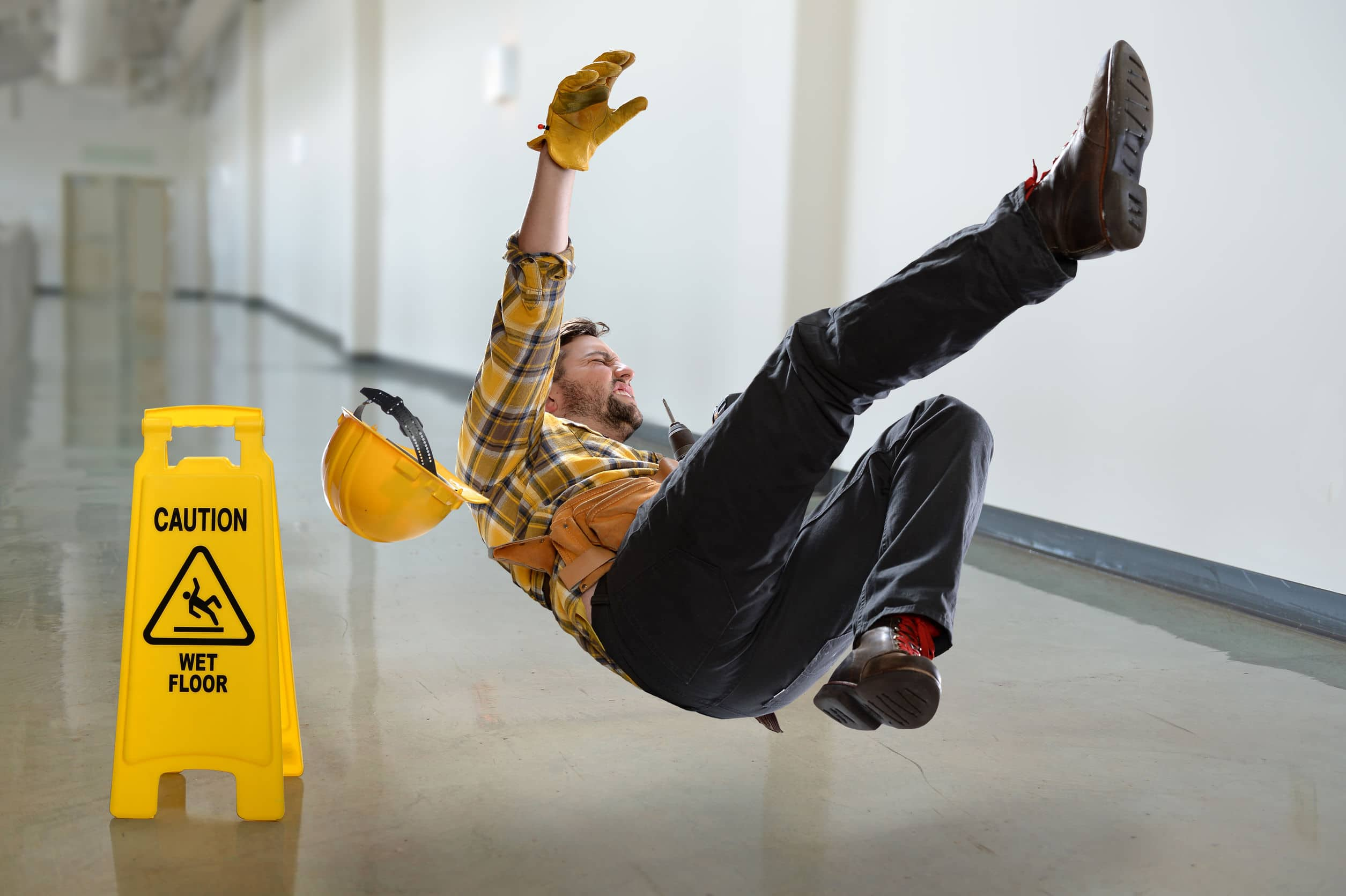 <p>to slip</p>