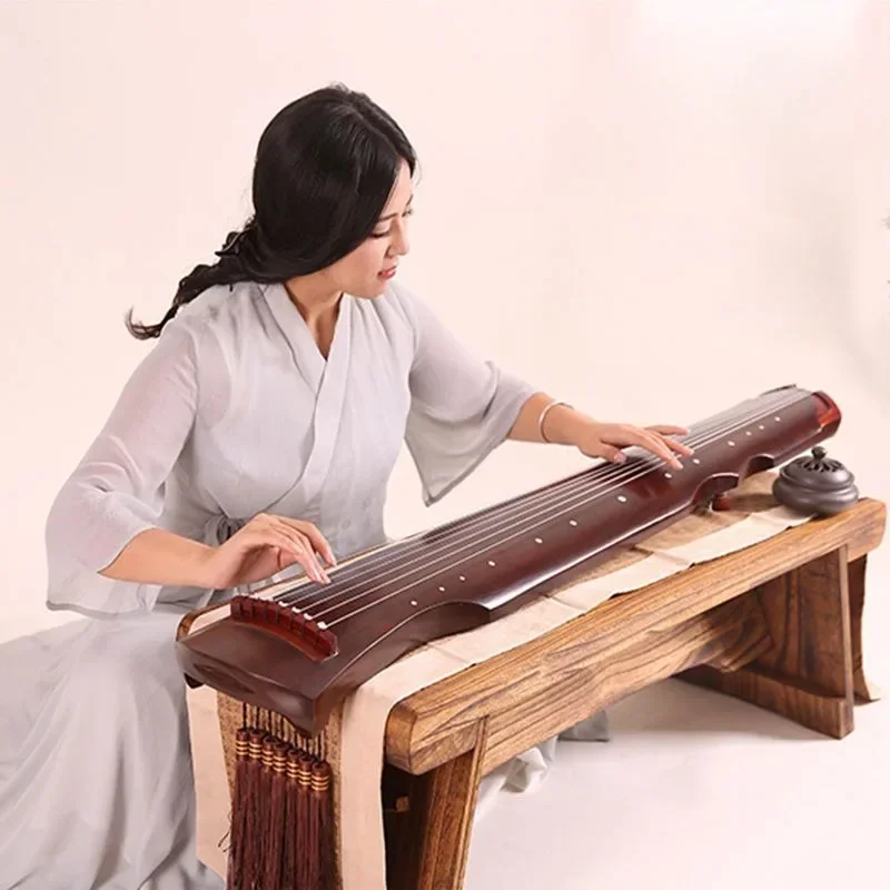<p>Quiet, plucked dulcimer</p>