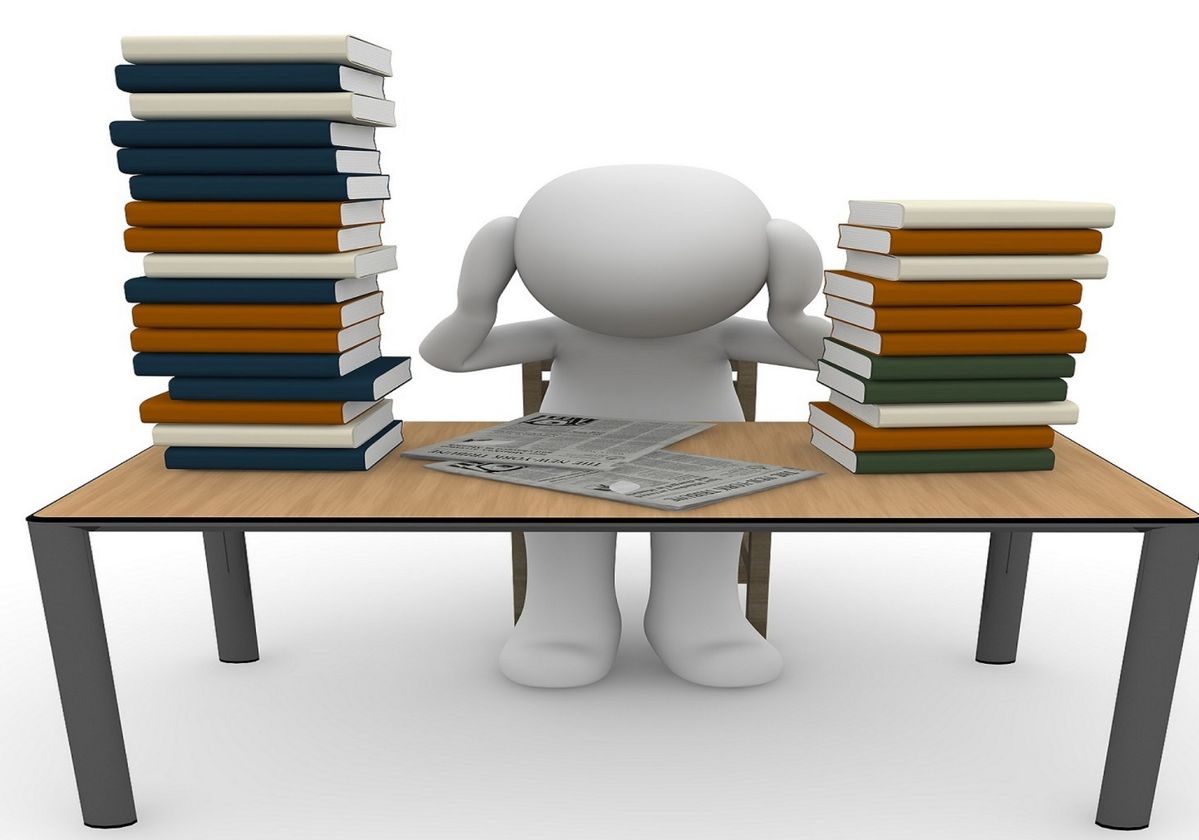 <p><span style="line-height: inherit;">a unit of study at a college or university (in the US, also at a school); the fact of having successfully completed a unit of study</span></p><p></p><ul><li><p><span style="line-height: inherit;"><em>My math class is worth three ___s.</em></span></p></li></ul><p></p>