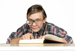 <p>believing something must be true because an expert or majority said so</p>