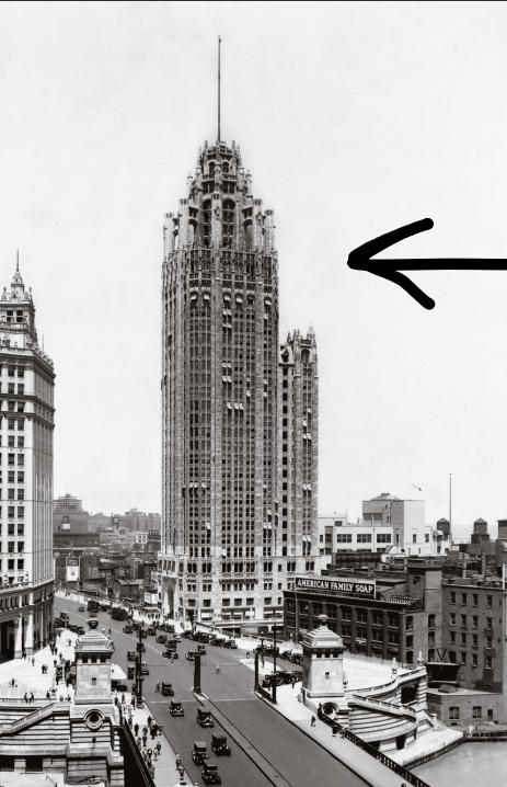 <p>Who designed the Chicago Tribune Tower?</p>