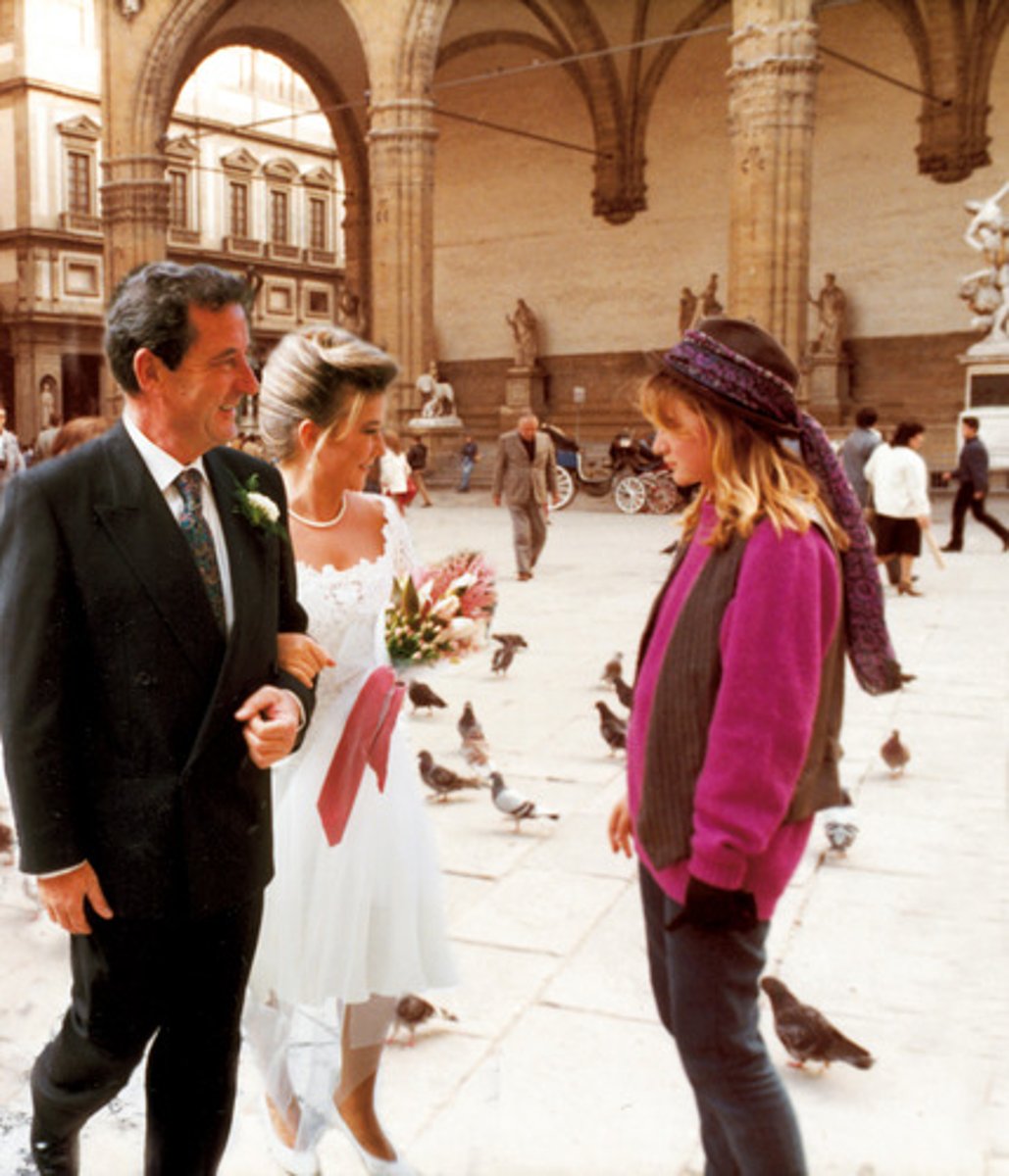<p>to becometo marry (someone), to get married (to someone), evlənmək</p>