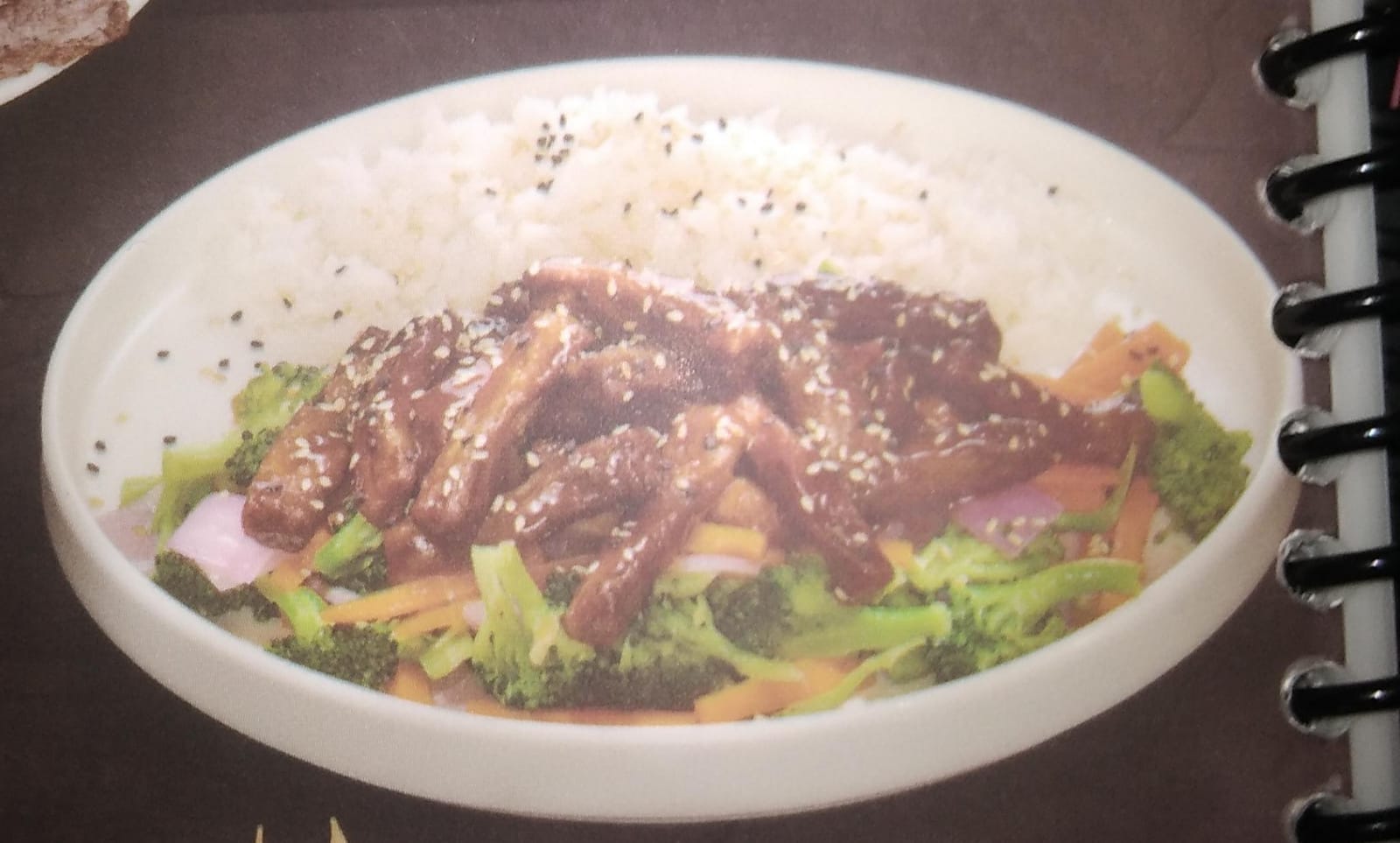 <p>Carne estilo oriental</p>
