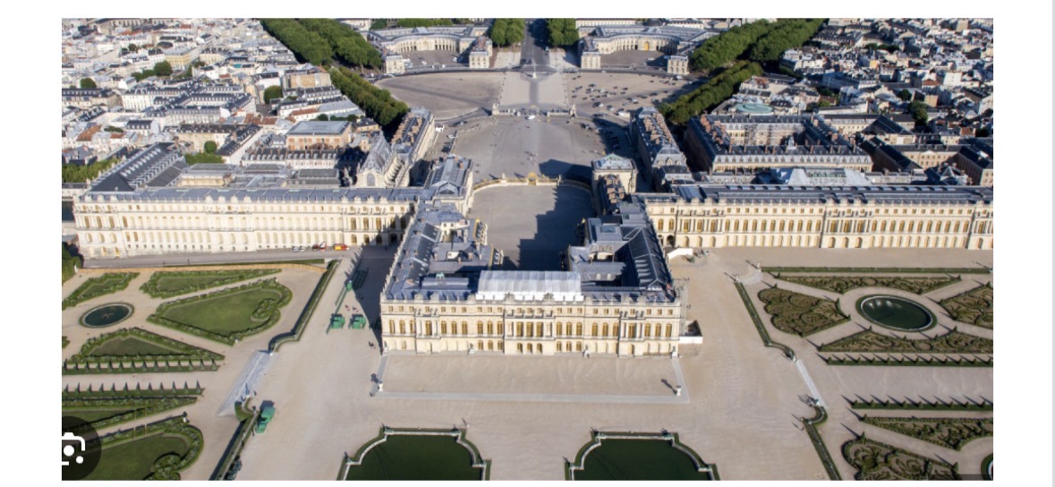 <ul><li><p><span>Charles Le Brun, Versailles, begun 1669</span></p></li></ul><p></p>