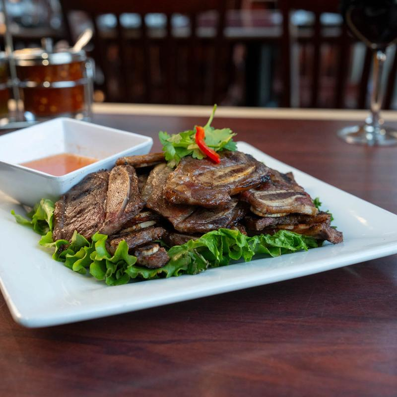 <p>appetizer, 12 oz of meat</p>