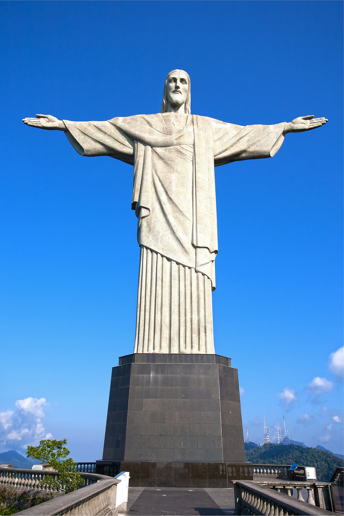 <p>مجسمه</p>