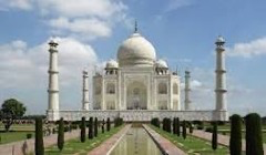 <p>The Taj Mahal was:</p>
