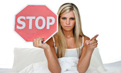 <p>проти, всупереч</p>