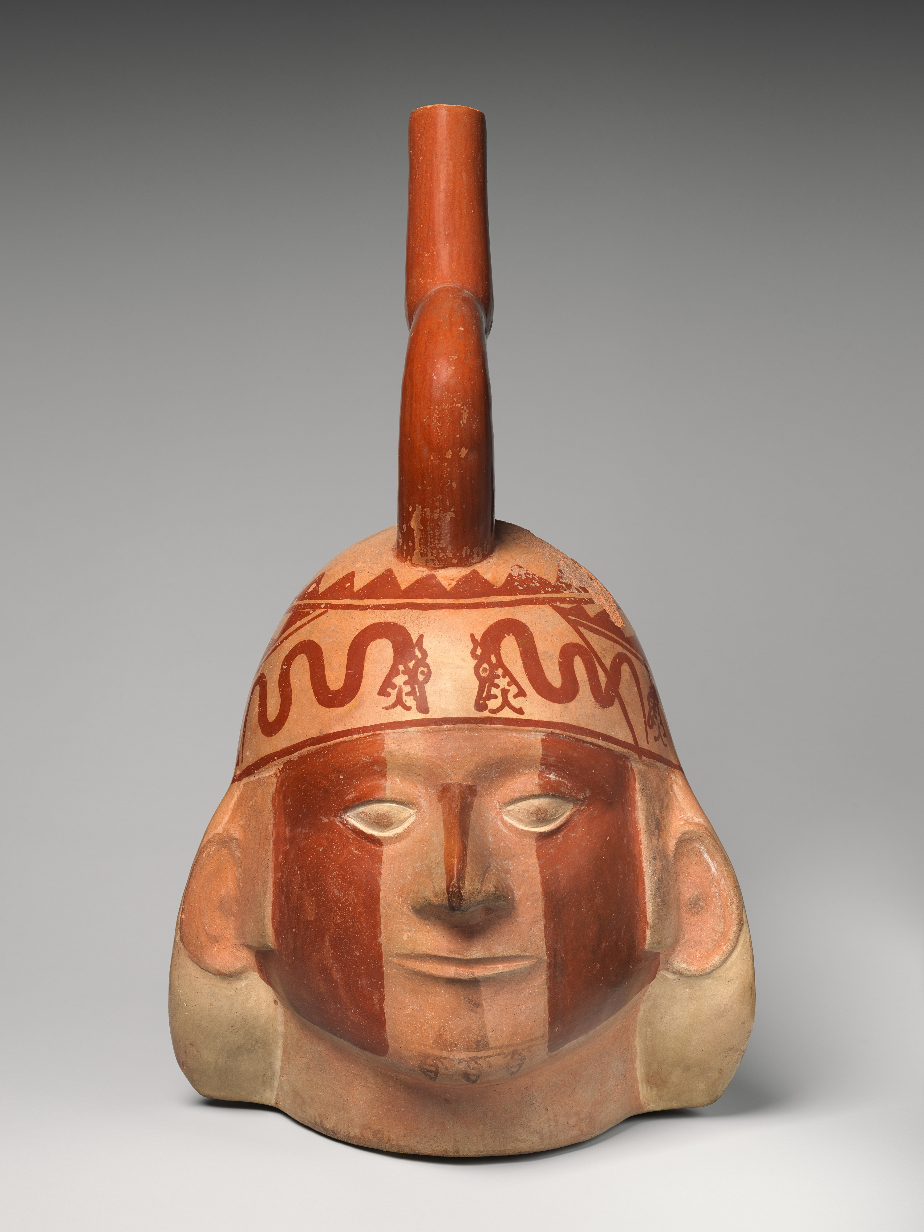 <p><span>Vessel in the shape of a portrait head, </span></p>