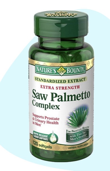 <p>نام علمی : Serenoa repens</p><p>نام انگلیسی : Saw palmetto</p><p>خانواده : Arecaceae</p><p>شکل : برگ پنجه‌ای-حاوی دندانه اره‌ای</p><p>اندام دارویی : میوه تازه یا خشک</p><p>کاربرد دارویی : اثرات ضد التهاب، مناسب برای طاسی آندروژنیک، مهار آنزیم ۵-آلفا ردوکتاز, کاهش دی‌هیدروتستوسترون، تنظیم سطح تستوسترون، درمان هایپرپلازی خوش خیم (جلوگیری از بزرگتر شدن غده پروستات) اثر مشابه فیناستراید و دوتاستراید </p><p>کاربرد سنتی : در سرخپوستان برای زایمان های سخت</p>