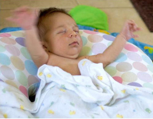 <p>moro: 5-6 months</p><ul><li><p>infant head drop back, arms extend with abduction and hand opens followed by arm flexion and adduction </p></li></ul><p></p><p></p>