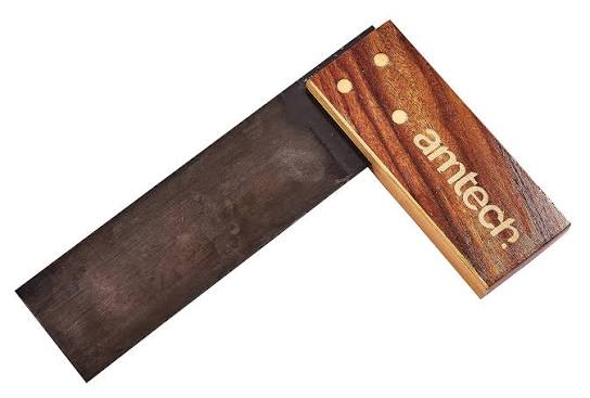 <p>What is this called? What material(s) can it be used for?</p>