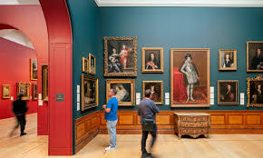 <p>gallery</p>