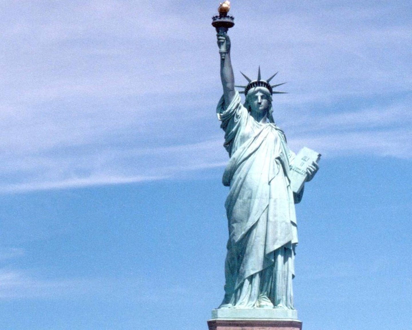 <p>to stand</p>