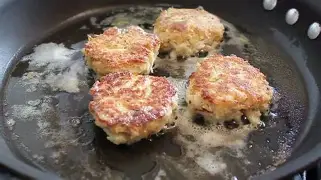 <p>Like deep frying, cooking food that is only half-submerged in the fry oil.</p><p>• When flipping products, always flip away from you.</p><p>• Examples: Corn fritters, crab cakes.</p>