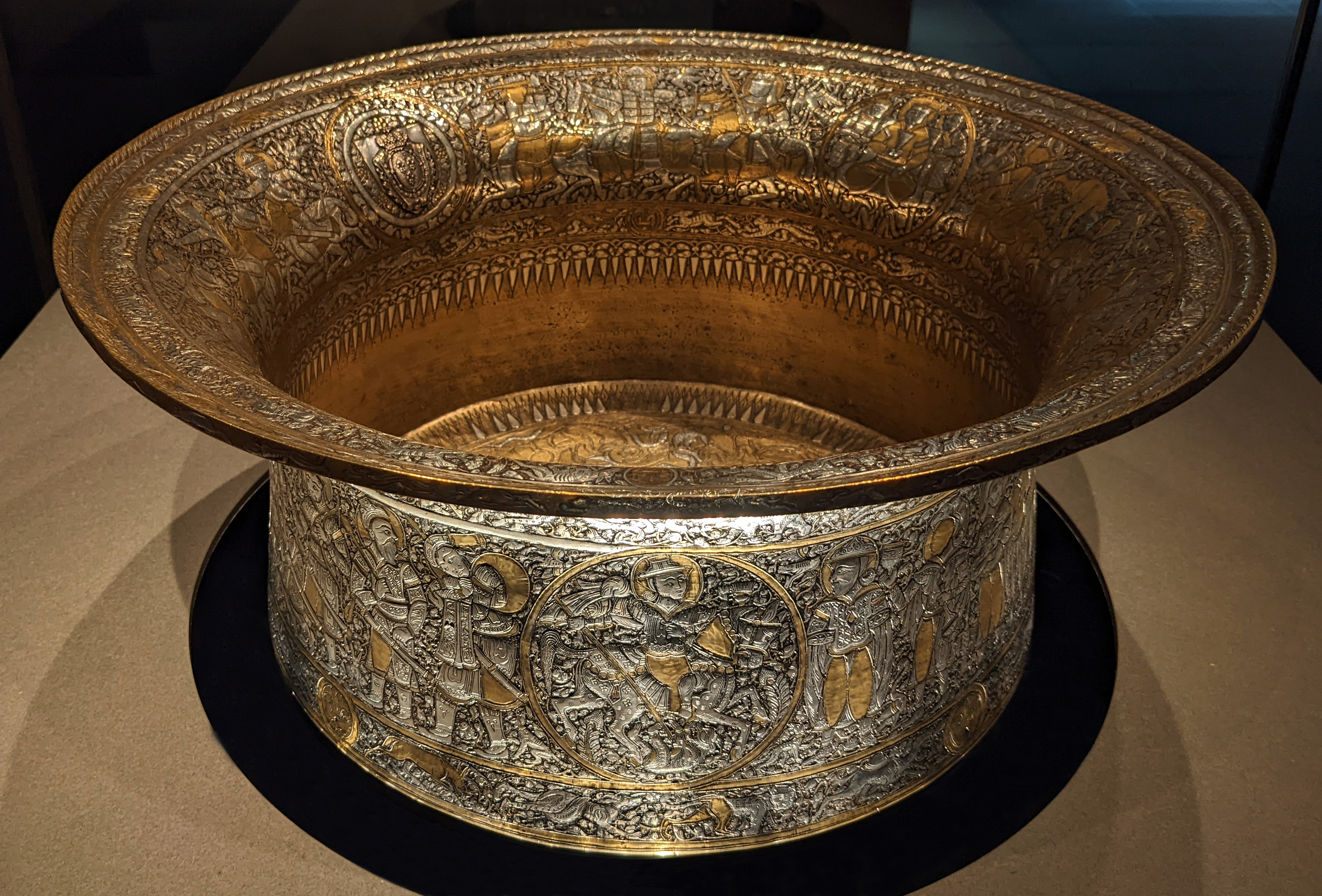 <p>Royal Baptismal Basin (Mohammad ibn al-Zin) </p>