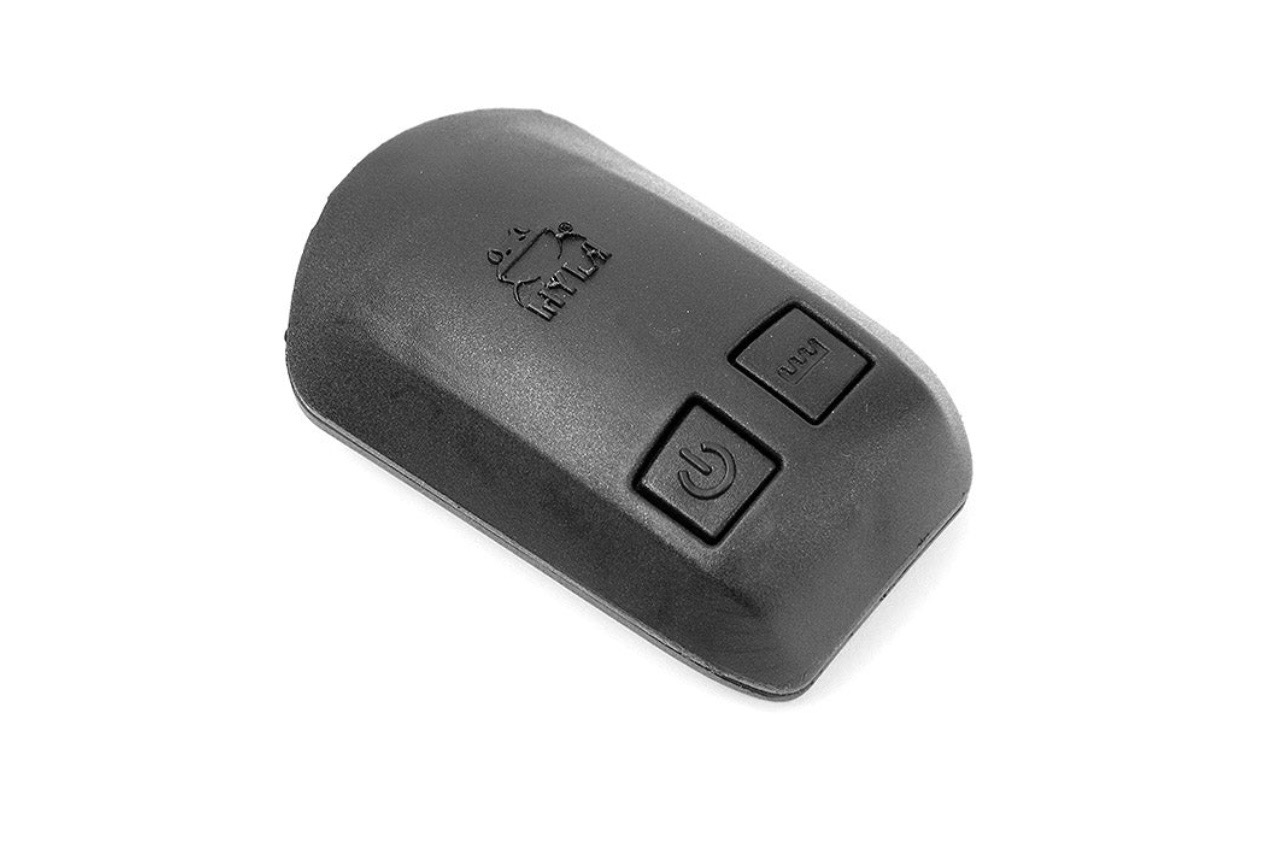 <p>Controls HYLA power when the machine is on (green light is lit)</p><ul><li><p>Quick press buttons</p></li><li><p>Left side button will turn HYLA on/off </p></li><li><p>Right side button controls brush roll/LED lights when connected to Ventus</p></li><li><p>Right side button controls speed of HYLA when NOT connected to Ventus (quick press 3-5 times)</p></li><li><p>Remote easily slides off to be transferred between hoses or used in handheld mode</p></li></ul><p></p>