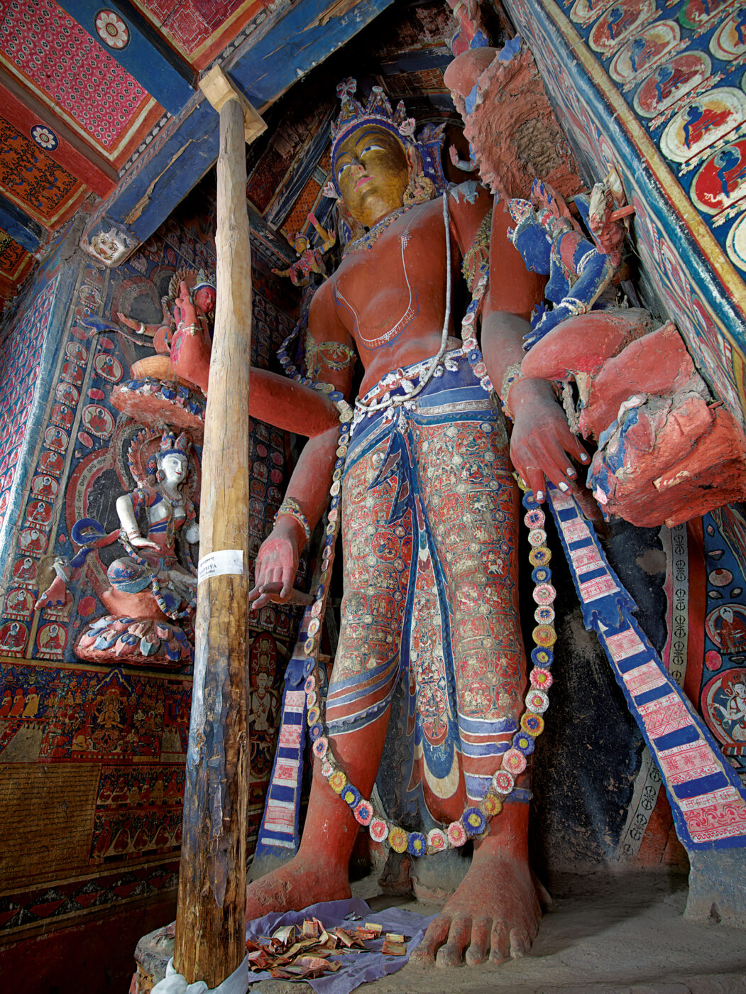 <ul><li><p>Four-headed Vairocana in headdress</p></li><li><p><span style="background-color: transparent;">Future Buddha</span></p></li><li><p><span style="background-color: transparent;">Dhoti with Buddha’s life scenes</span></p></li><li><p><span style="background-color: transparent;">Mind (of mind, body, speech triad)</span></p></li><li><p><span style="background-color: transparent;">Vairocana </span></p></li><li><p><span style="background-color: transparent;">Center</span></p><ul><li><p><span style="background-color: transparent;">Contains 3 body system in one figure</span></p><ul><li><p><span style="background-color: transparent;">Life of the Buddha = emanation body</span></p></li><li><p><span style="background-color: transparent;">Vairocana headdress = truth body</span></p></li><li><p><span style="background-color: transparent;">Maitreya = enjoyment body</span></p></li></ul></li></ul></li></ul><p></p>