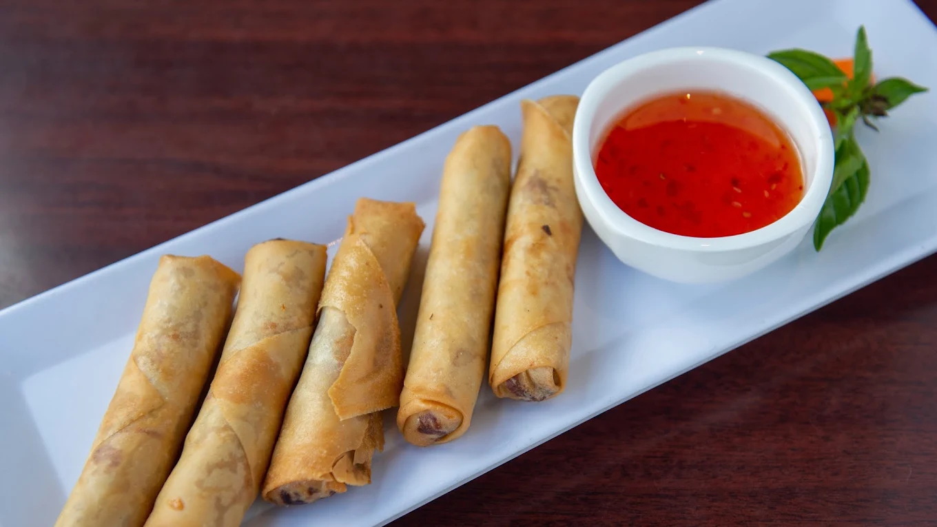 <p>Appetizer, 5 count, ask “fried ones right?”, veggie filled</p>