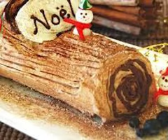 <p>a Christmas log cake/ Yule log</p>