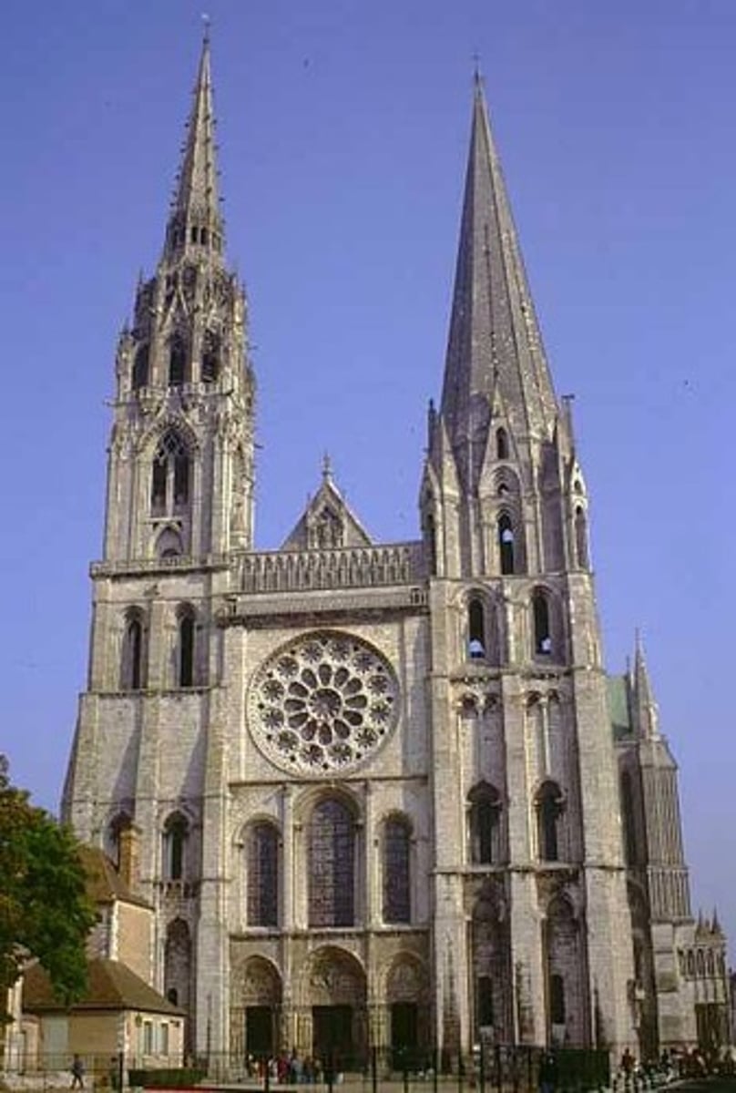 <p>a very large and important Christian church.</p>