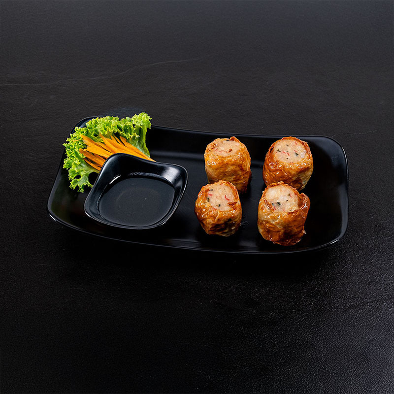 <p>Bouchées crabe, crevette, porc et légumes</p>