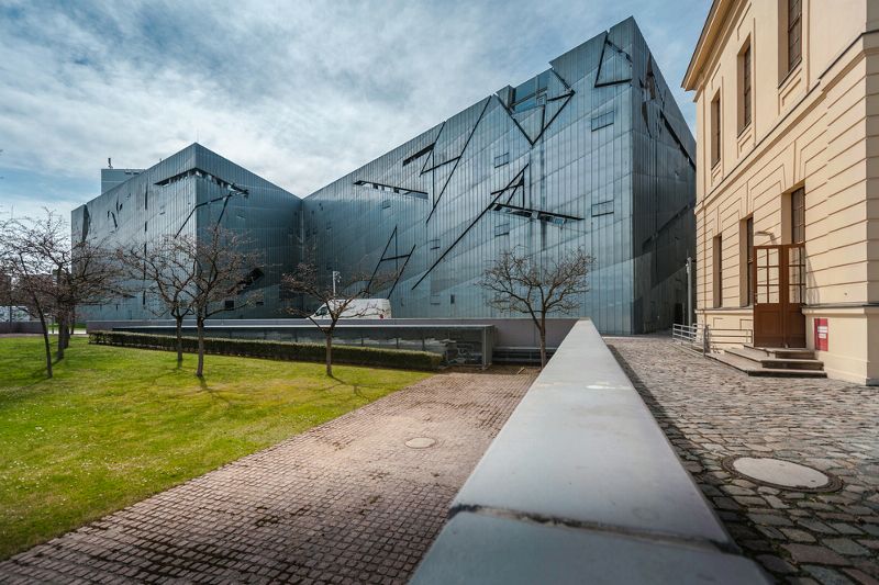 <p>Еврейский музей в Берлине</p>