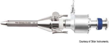 <p><span style="background-color: var(--color1);"><u>Blunt, rounded trocar and sheath with insufflation maintenance stopcock</u></span></p>