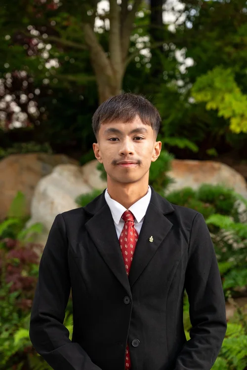<p>Name this brother’s last name:</p>