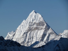 <p>A: The highest point of economic activity.</p>