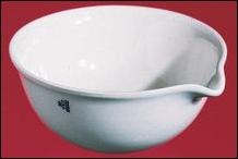 <p>can be heated to evaporate liquids</p>