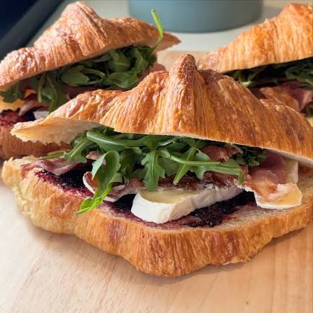 <p>Brunch Served with a side salad for $$19$$.</p>