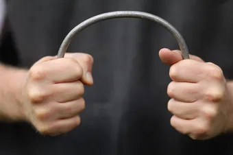 <p>to bend, bow, curve, turn, turn round</p>