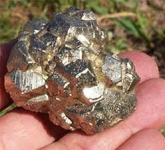 <p>The way light reflects off a mineral</p>