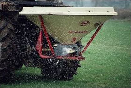 <p>5 advantages of granule spreaders</p>