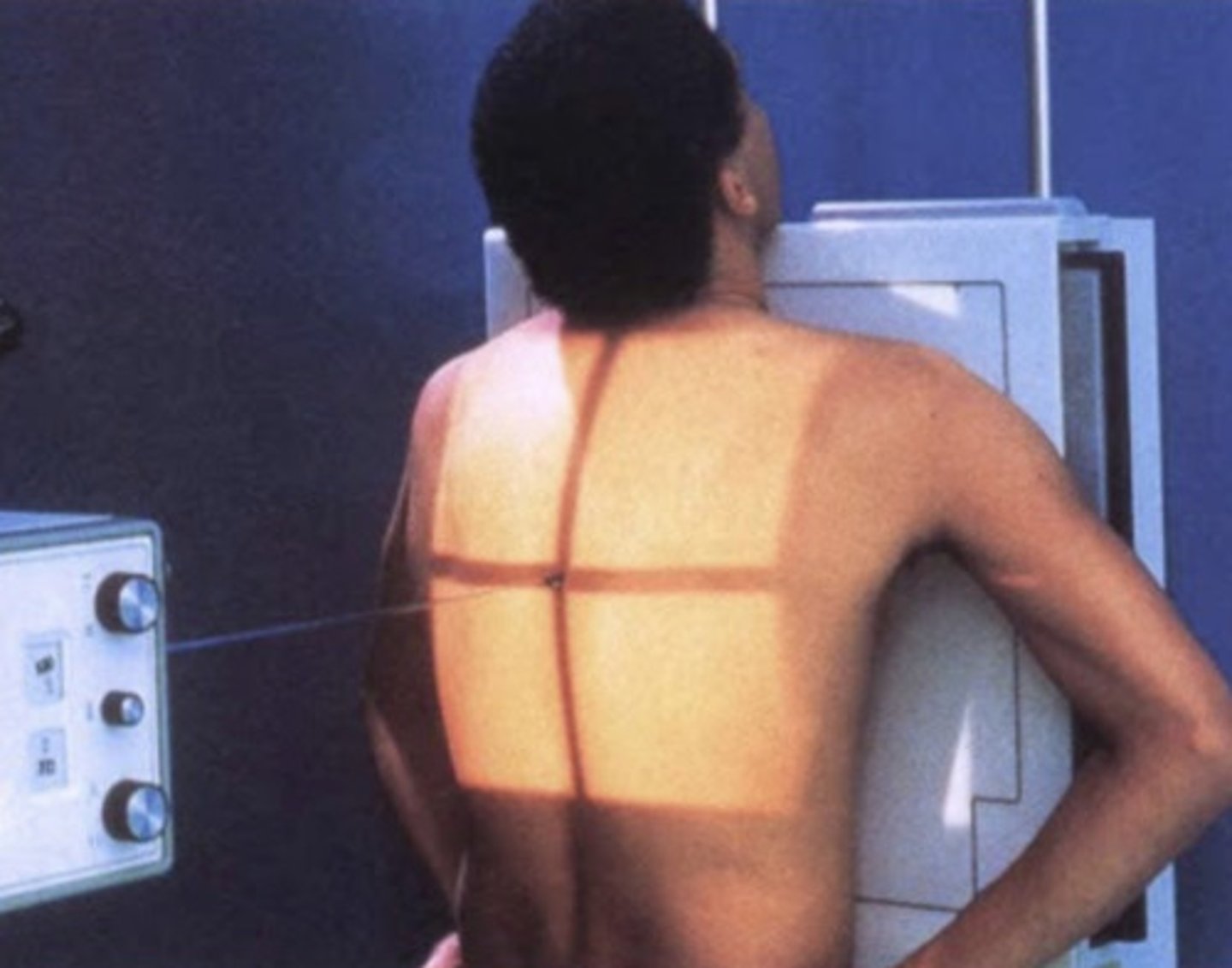 <p>-even footing</p><p>-chest towards wall IR</p><p>-shoulders rolled forward</p><p>-chin up</p>