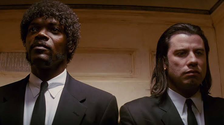 <p>Two actors in the frame of the medium shot.</p>