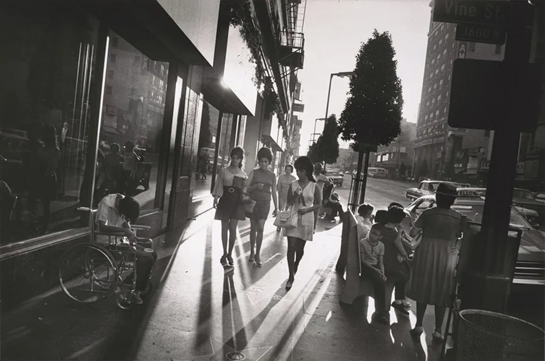 <p>Hollywood Boulevard</p>