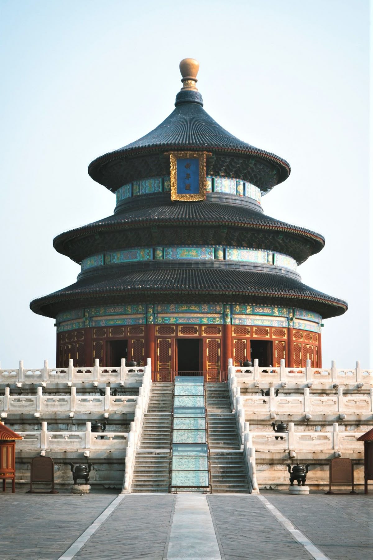 <p>Tourists visit the <strong>temple</strong> every day.</p>