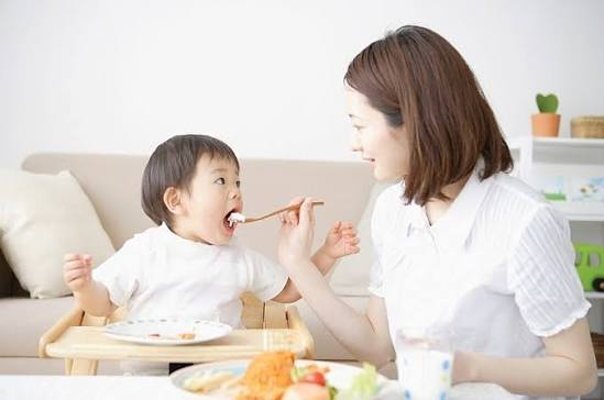 <p>cẩn thận, chăm chút cho cái gì </p>