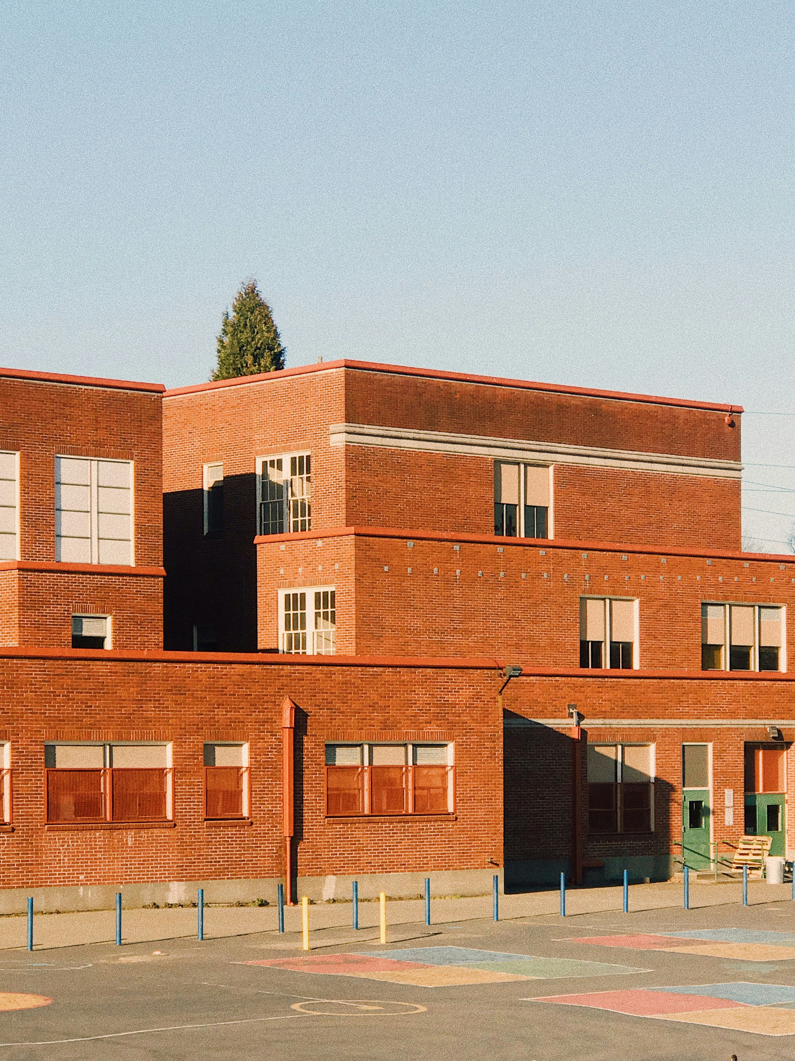 <p>Colegio</p>