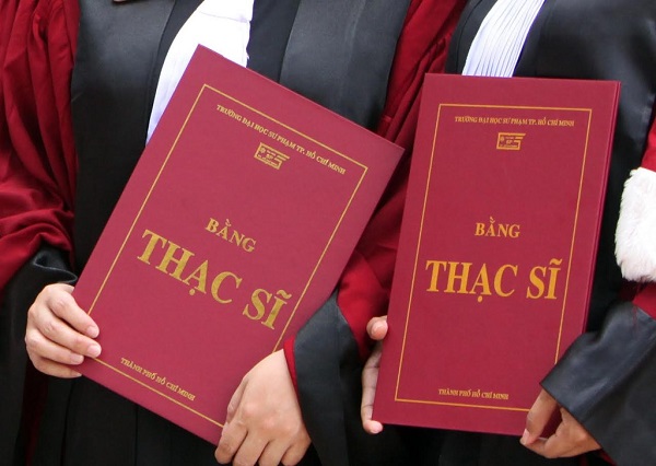 <p>bằng thạc sĩ</p>