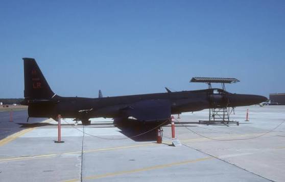 <p>Group 2 Jet, straight Wing, Fuselage engines</p>