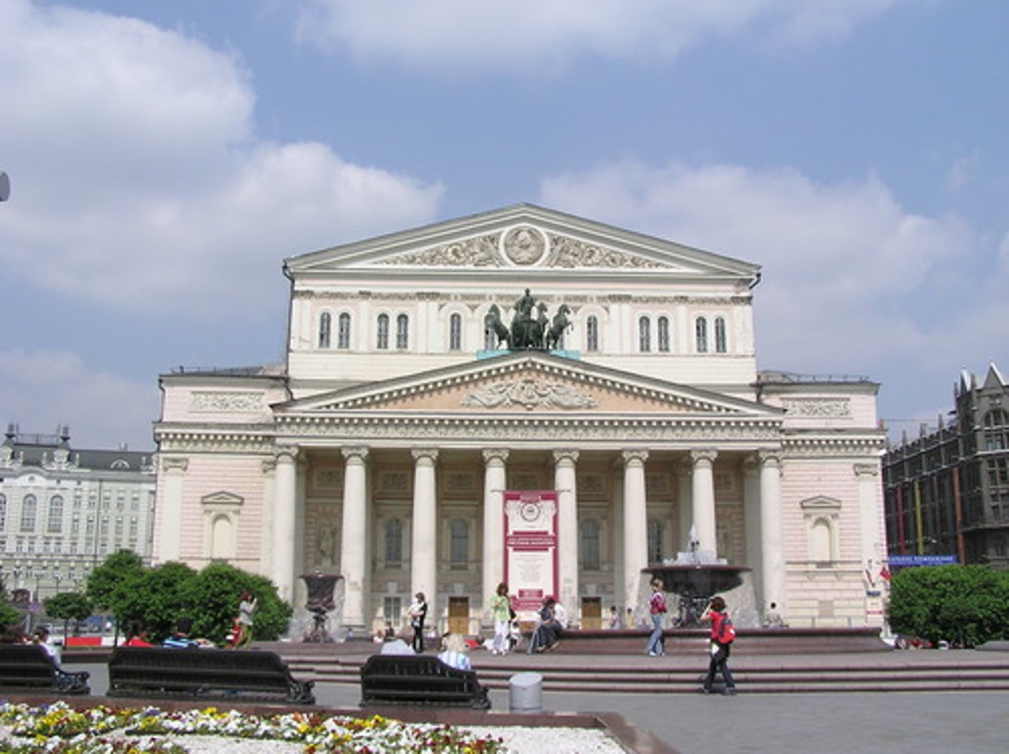 <p>TRANSLATION: связанный с искусством</p><p>DEFINITION: Connected to painting, sculpture, music, theatre, etc.</p><p>EXAMPLE: A visit to the Bolshoi Theatre is a must for anyone interested in .................. activities. Посещение Большого театра обязательно для всех, кто интересуется занятиями, СВЯЗАННЫМИ С ИСКУССТВОМ.</p>