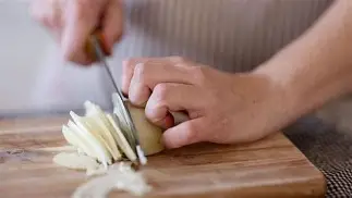 <p><span style="background-color: initial; color: initial;">Culinary C Clamp Hand Position</span></p>