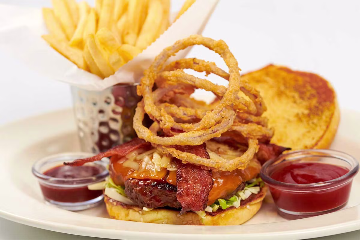 <p>Smokehouse BBQ Burger</p>